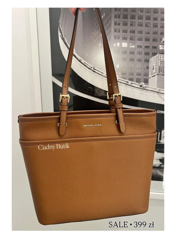 558969142_18538278856013018_5730676894115280739_n (1).jpg