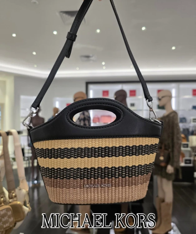 Michael Kors Tatum Small Striped Woven Crossbody Bag Black – torebka damska czarna pleciona