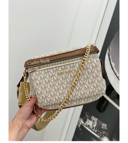 michael-kors-sling-pack-vanilla-monogram-35f5g04m2v.jpg