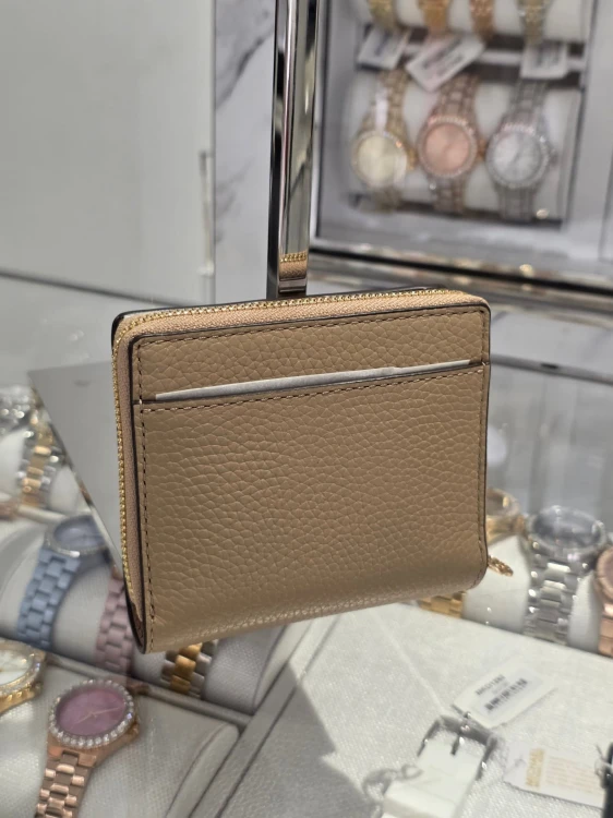 Bifold Za Charm 4.jpg