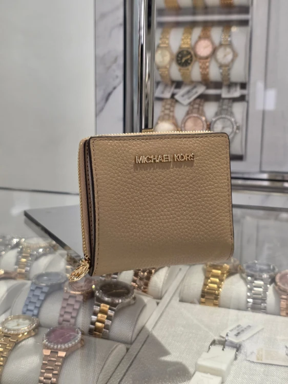 Bifold Za Charm 2.jpg