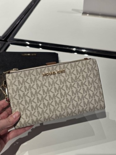 Michael Kors Portfel Double Zip Vanilla Monogram