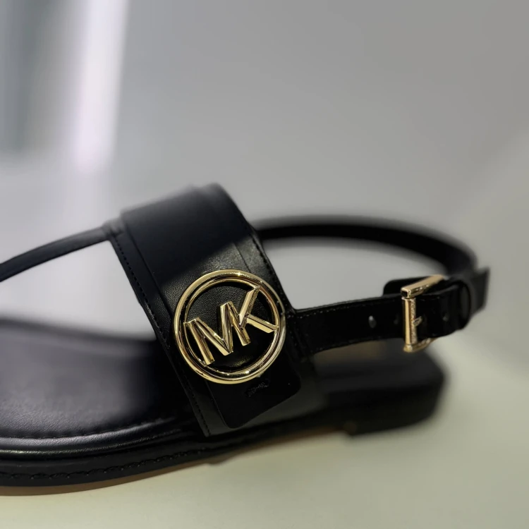 Michael Kors Carmen Signature Logo Thong Sandal Kolor