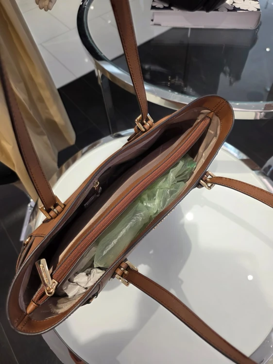 Voygaer Luggage 4.jpeg
