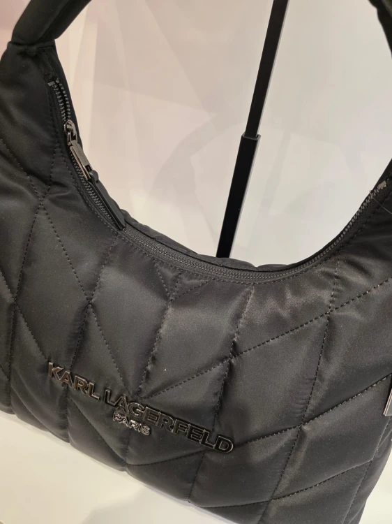 Karl Lagerfeld Voyage Hobo logo Karl Lagerfeld Paris torebka