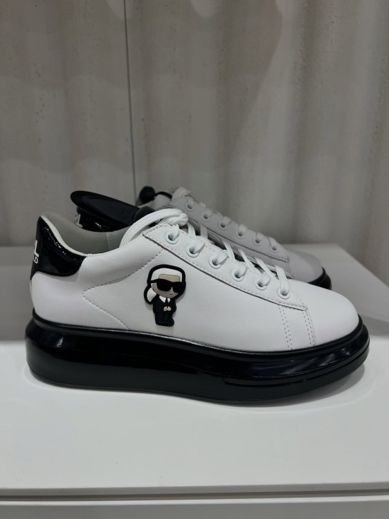 Buty Karl Lagerfeld Kapri Kushion Ikon Lo Lace czarna podeszwa