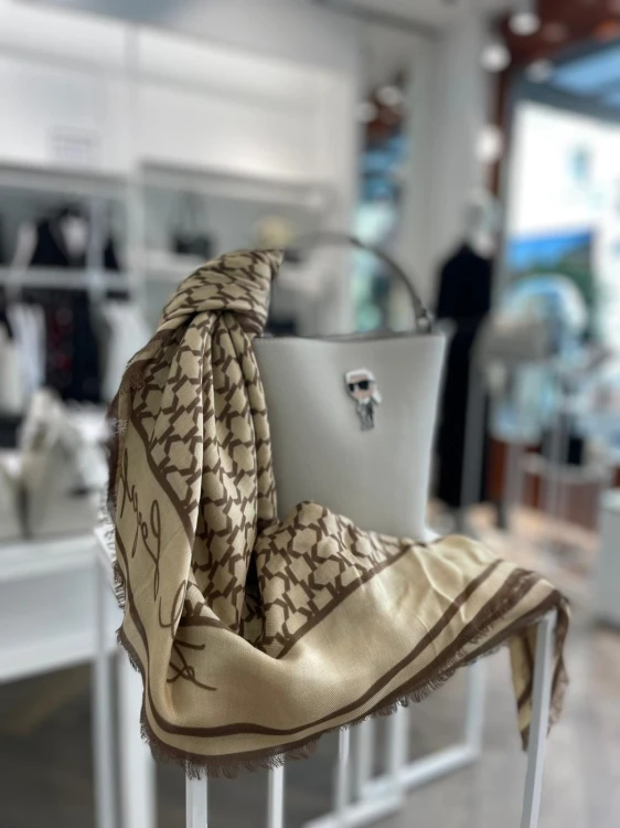 KARL LAGERFELD K/Arrow Monogram Scarf Chusta