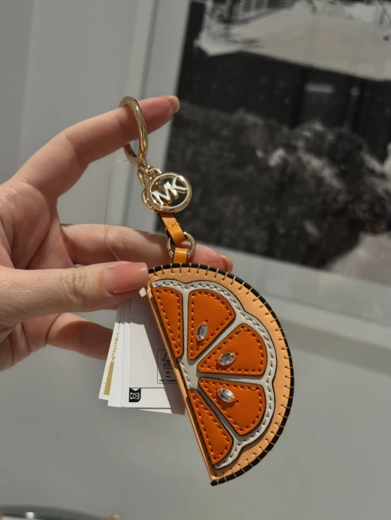 BrelokPomaranczaMichaelKors.jpg